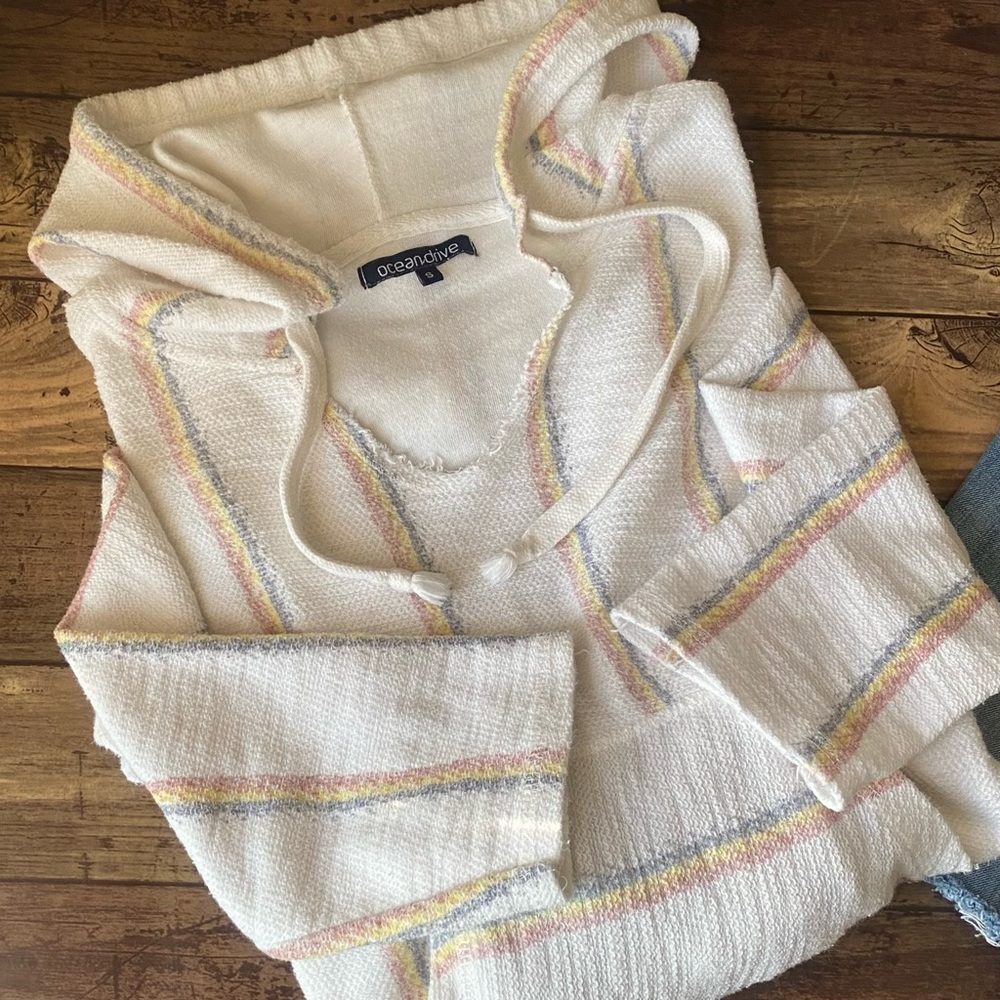 Ocean Drive Hoodie Lightweight Woven Boho Beach Pullover Cover-up. Women’s Small